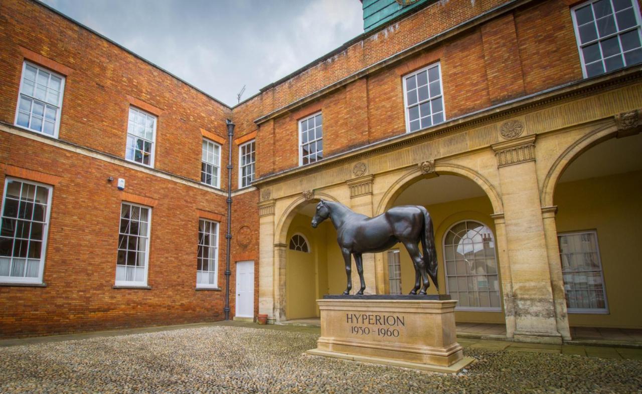 The Jockey Club Rooms Newmarket  Extérieur photo